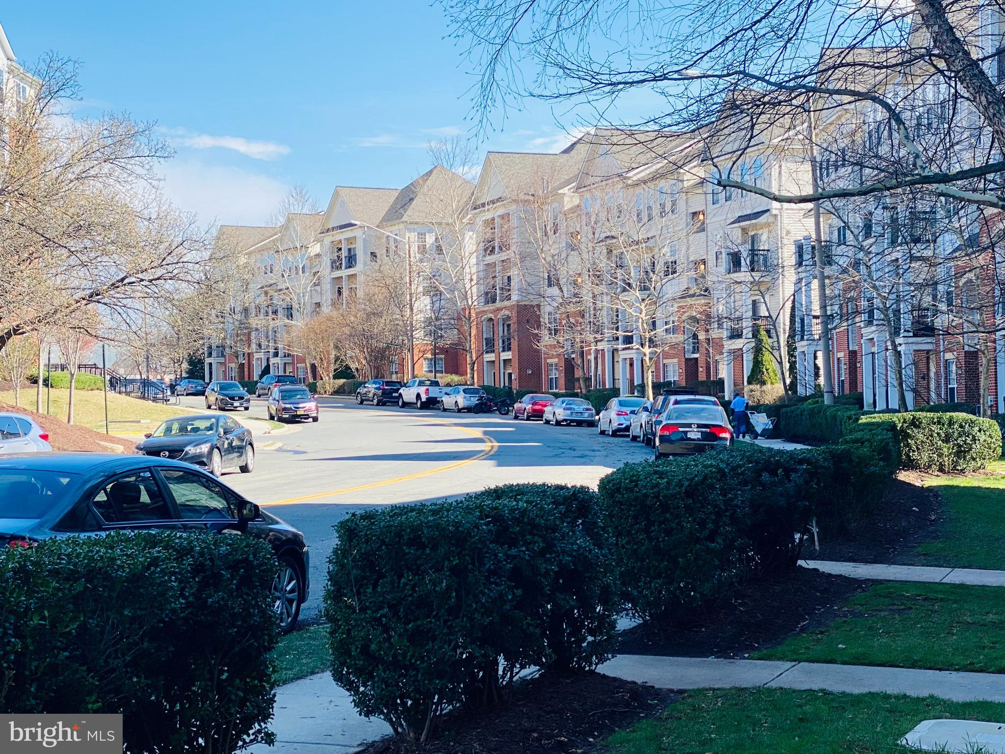 FAIRFAX RIDGE CONDOS - Residential Lease