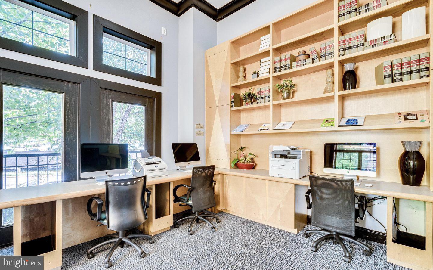 FAIRFAX RIDGE CONDOS - Residential Lease