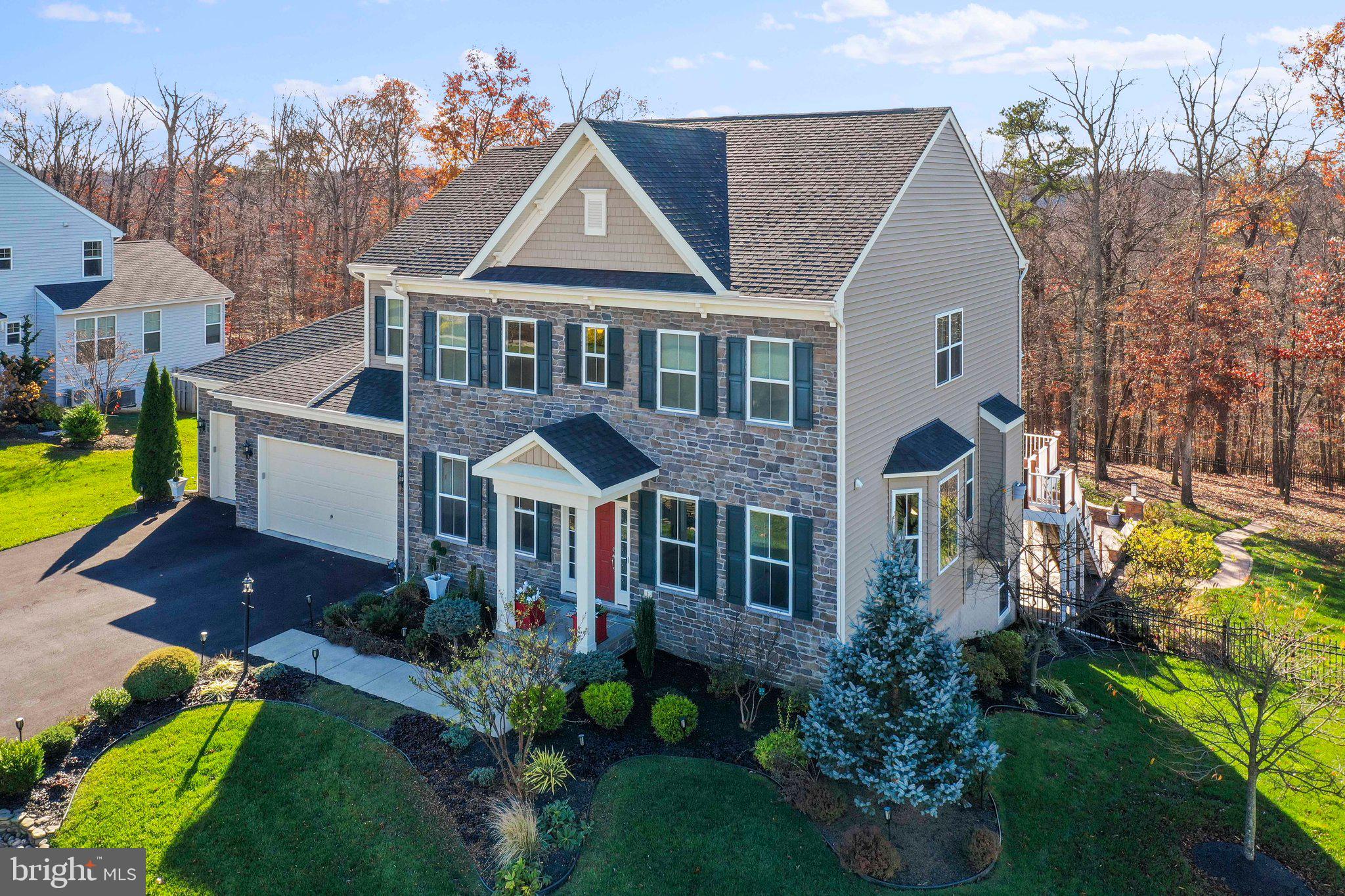 BROOKFIELD ON THE POTOMAC - Residential