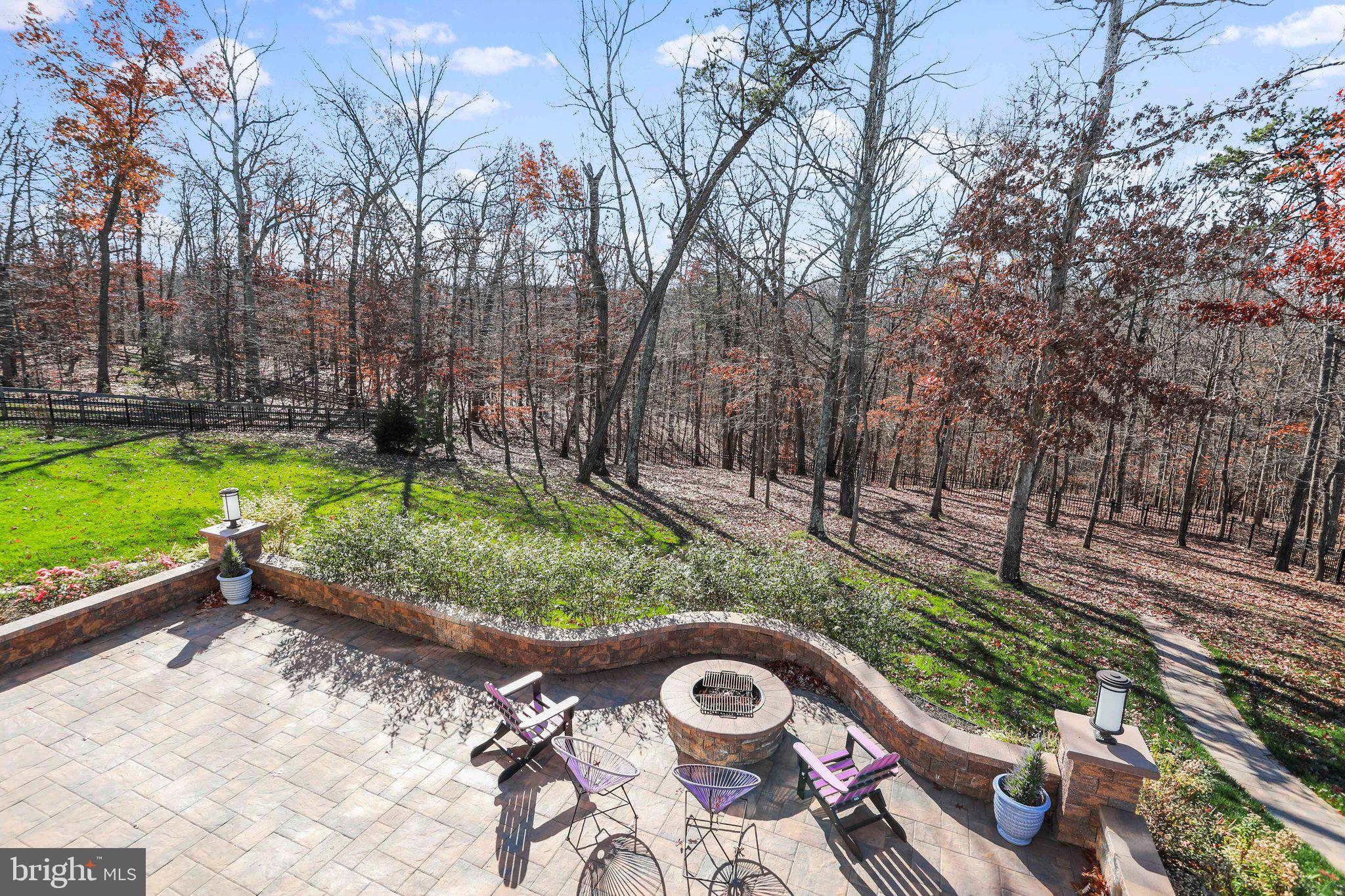 BROOKFIELD ON THE POTOMAC - Residential