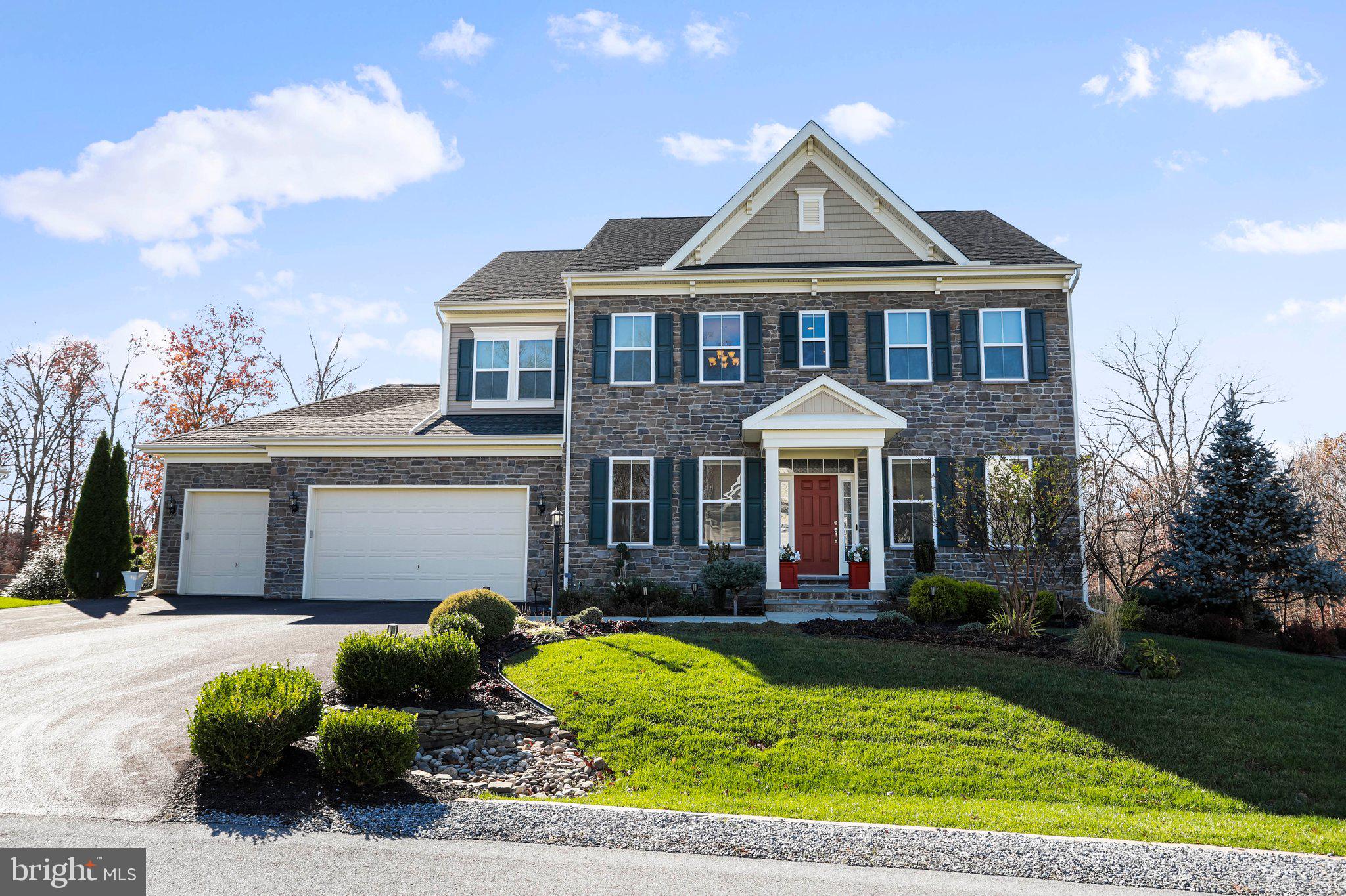 BROOKFIELD ON THE POTOMAC - Residential