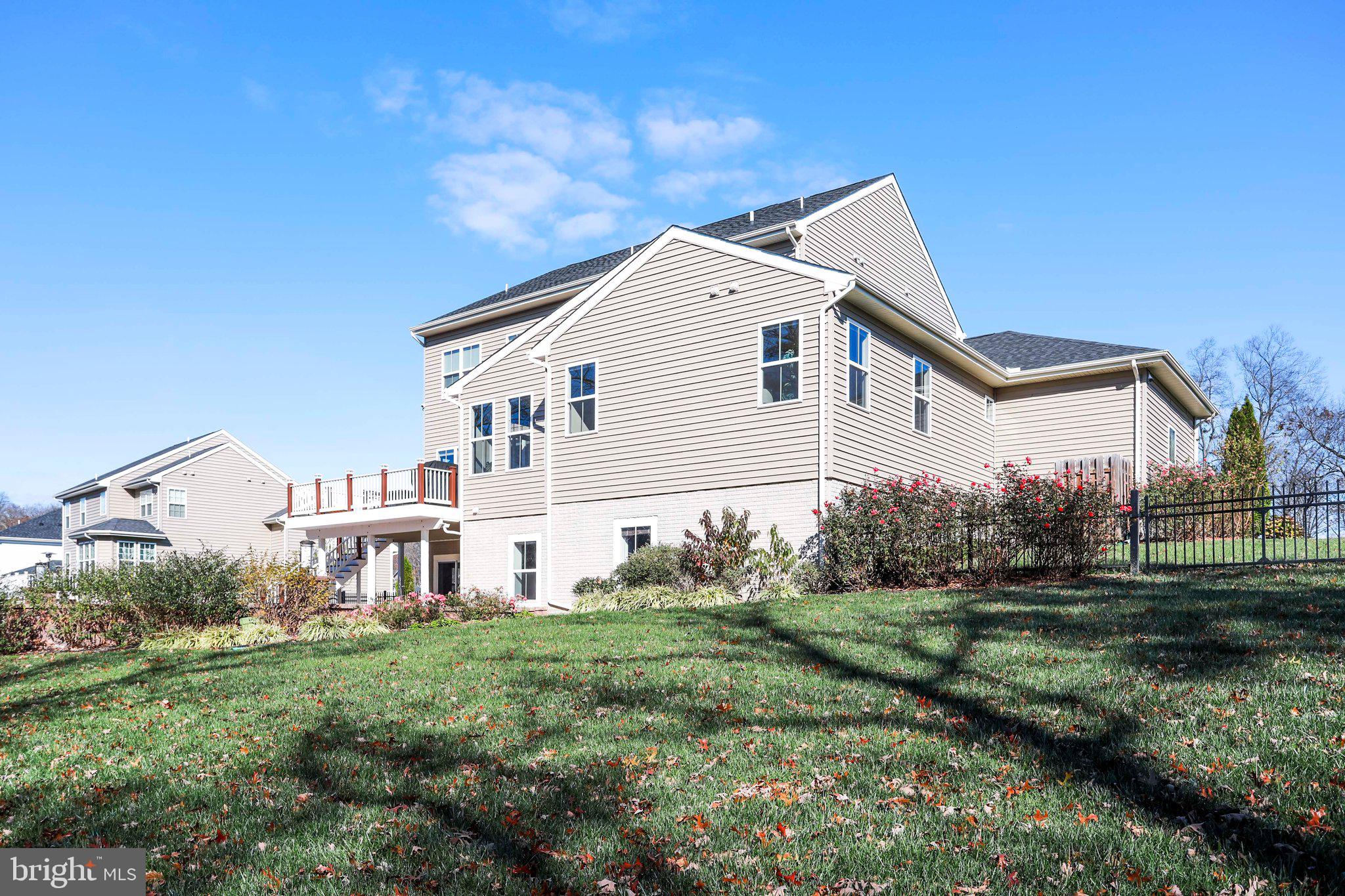 BROOKFIELD ON THE POTOMAC - Residential