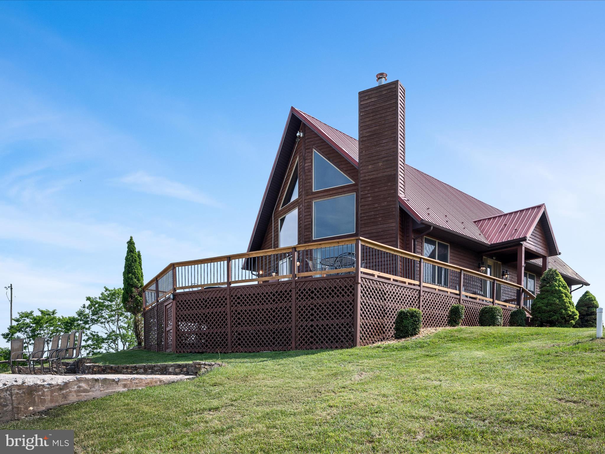 MOUNTAIN MEADOWS - Residential