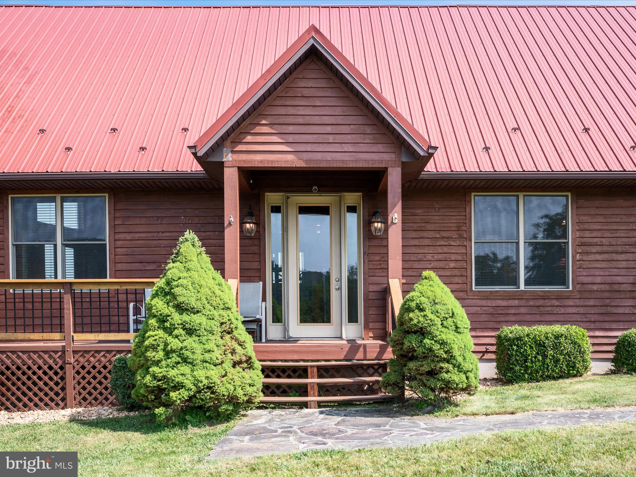 MOUNTAIN MEADOWS - Residential