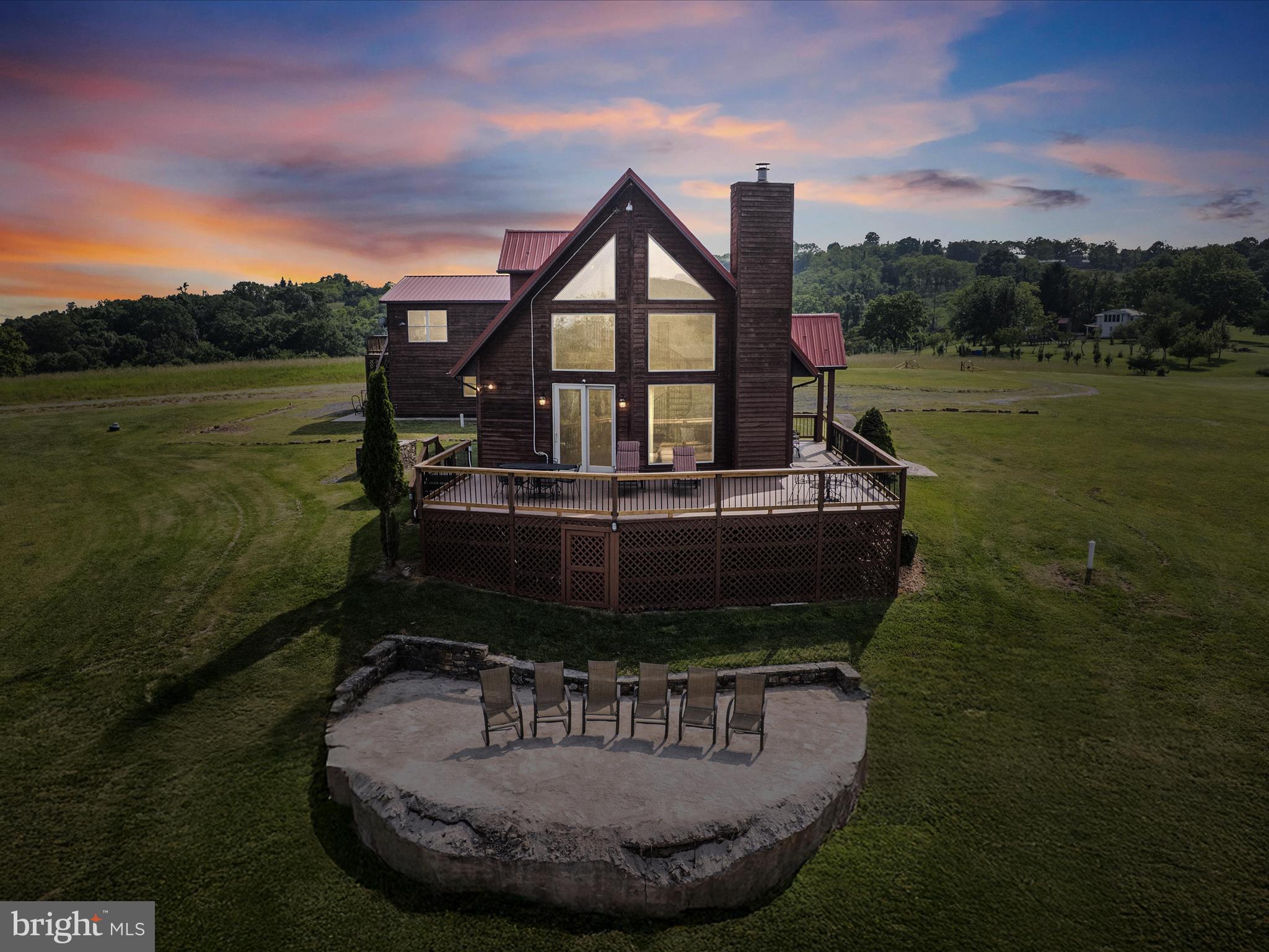 MOUNTAIN MEADOWS - Residential