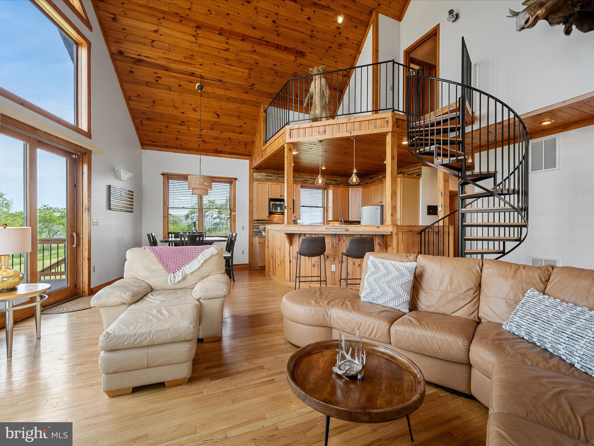 MOUNTAIN MEADOWS - Residential