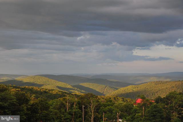 MOUNTAIN MEADOWS - Residential