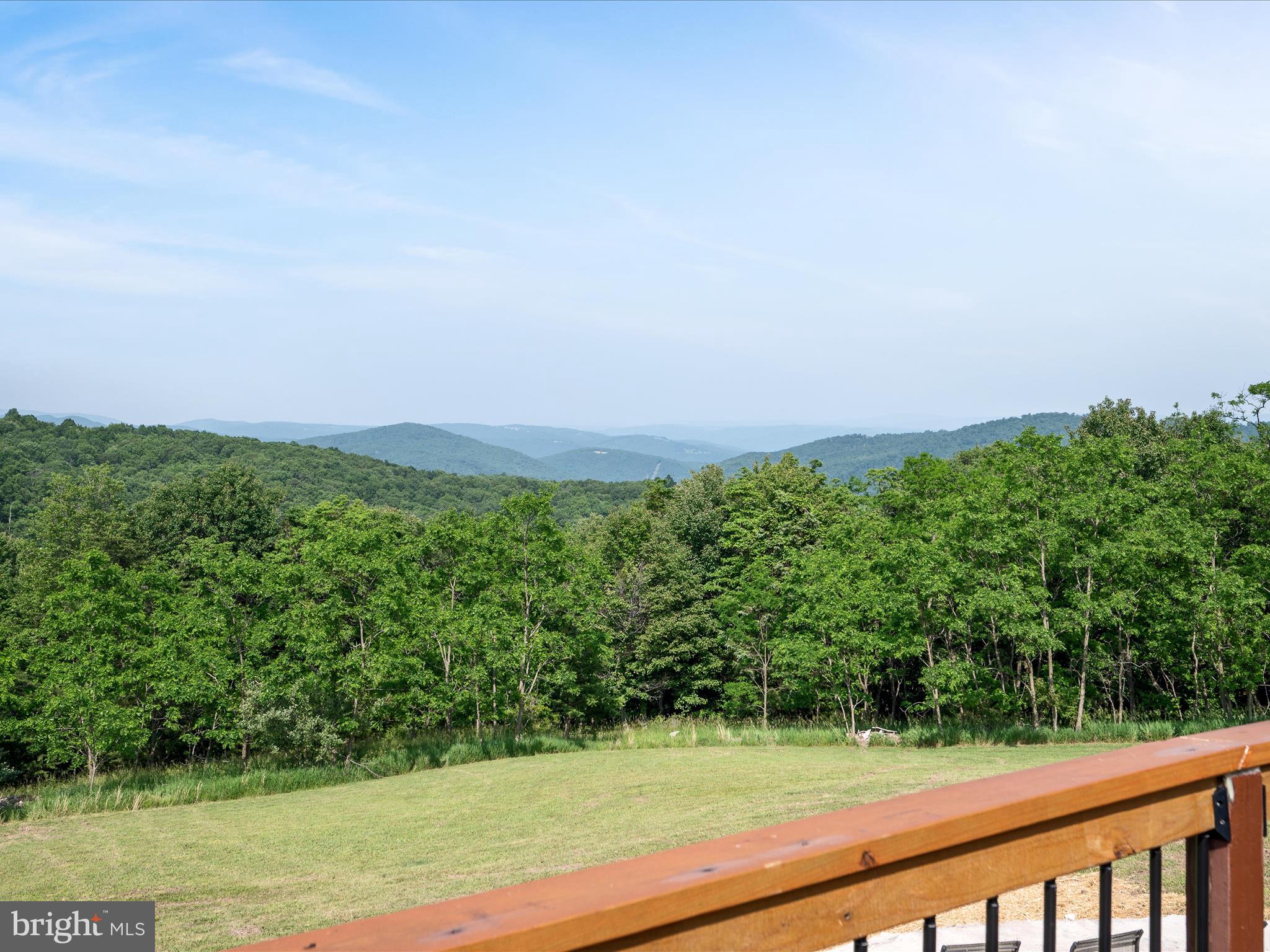 MOUNTAIN MEADOWS - Residential