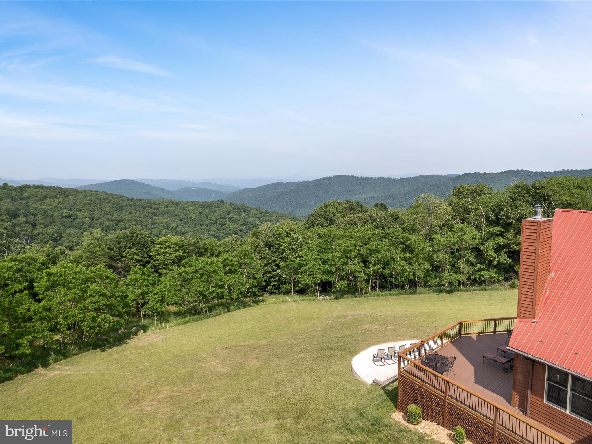 MOUNTAIN MEADOWS - Residential