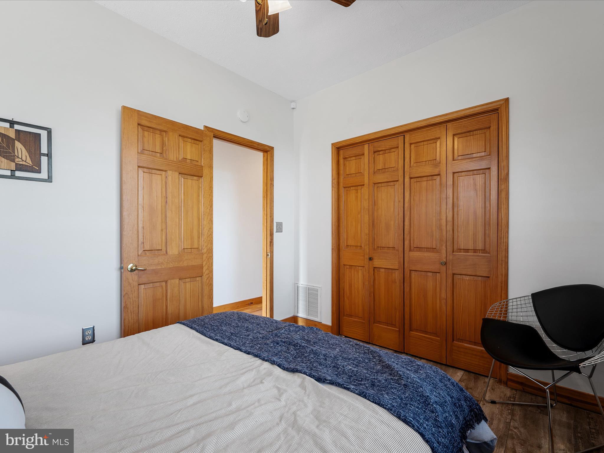 MOUNTAIN MEADOWS - Residential