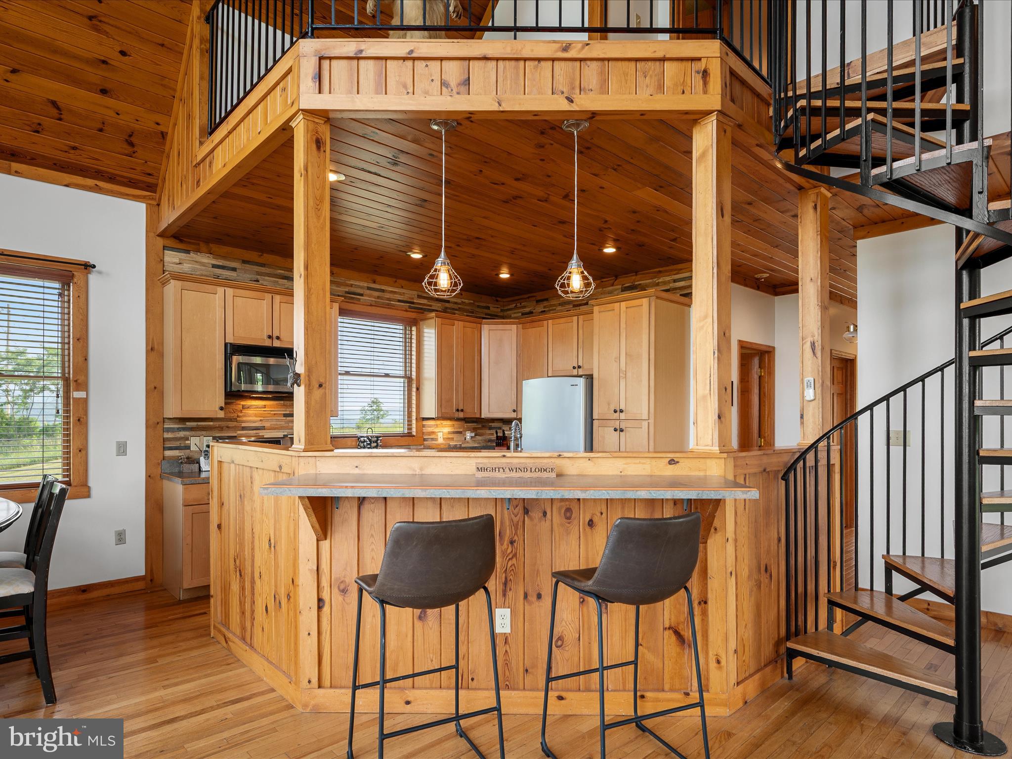 MOUNTAIN MEADOWS - Residential