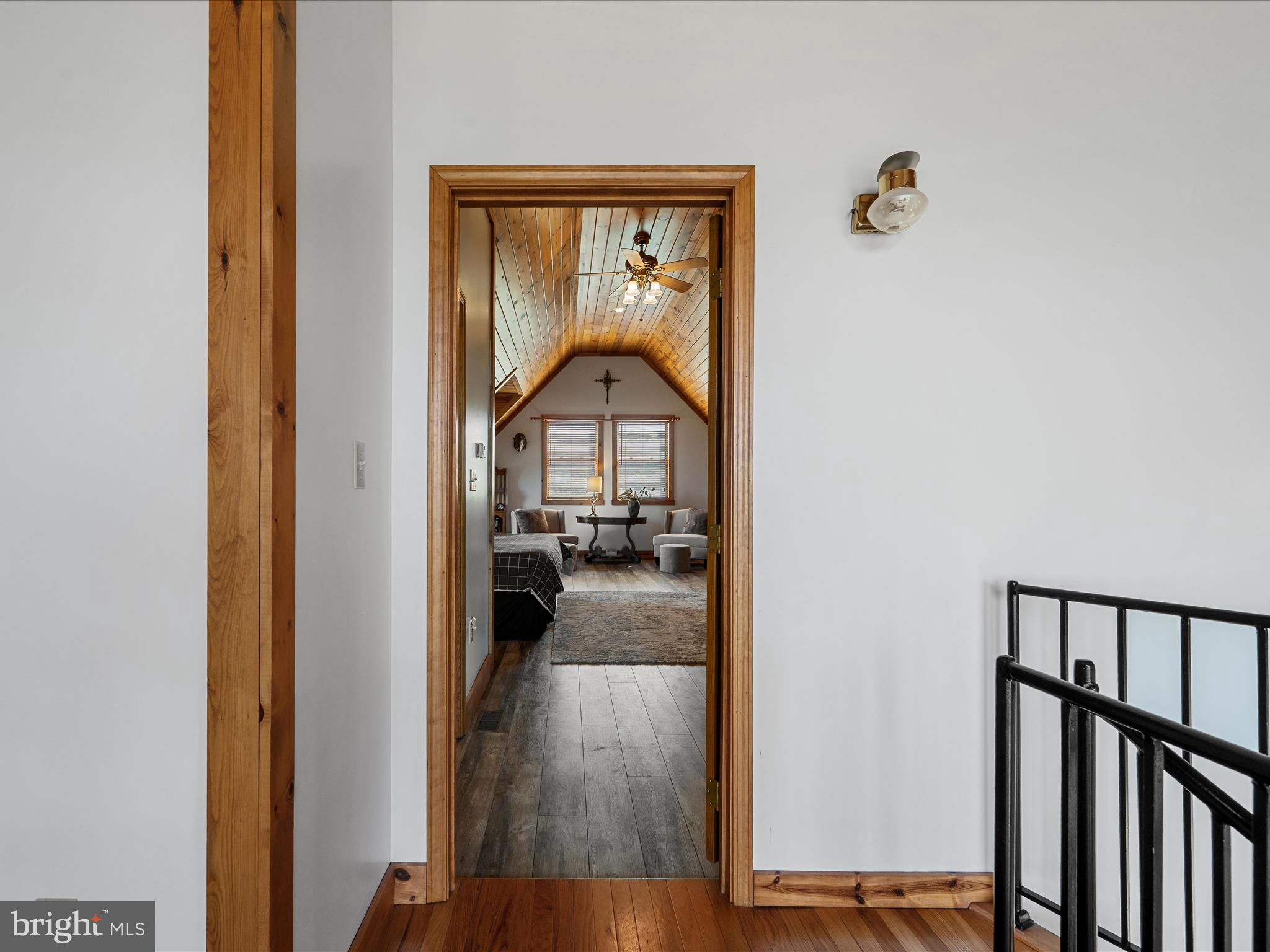 MOUNTAIN MEADOWS - Residential