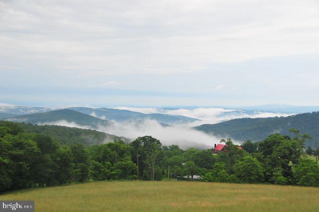MOUNTAIN MEADOWS - Residential