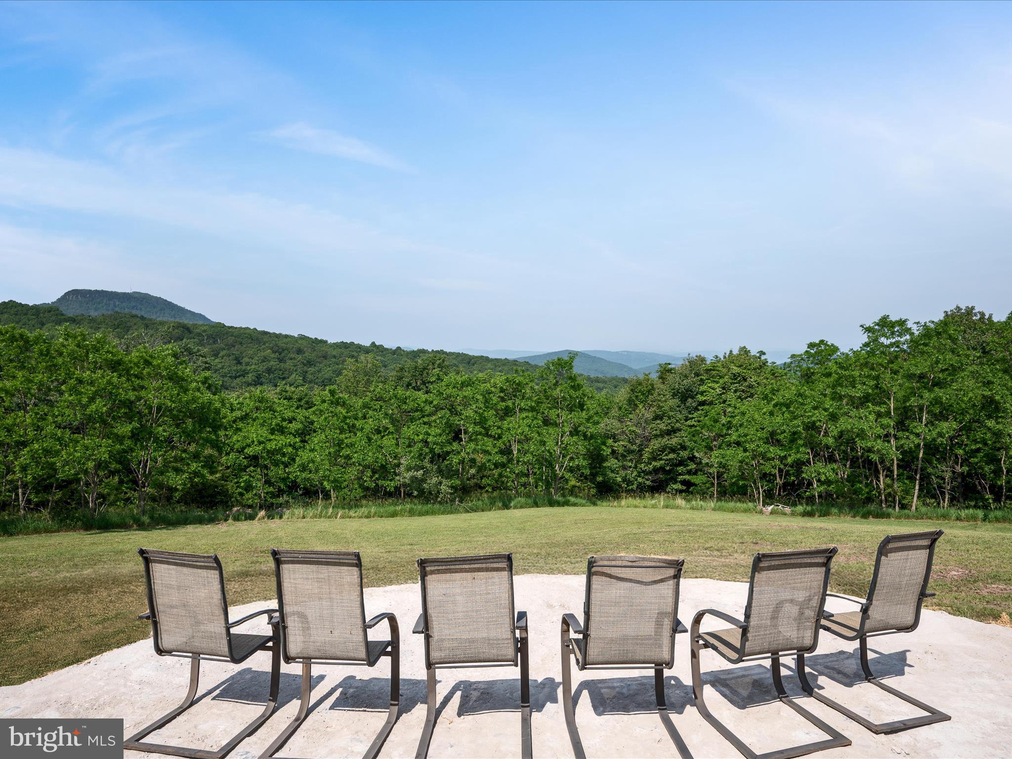 MOUNTAIN MEADOWS - Residential