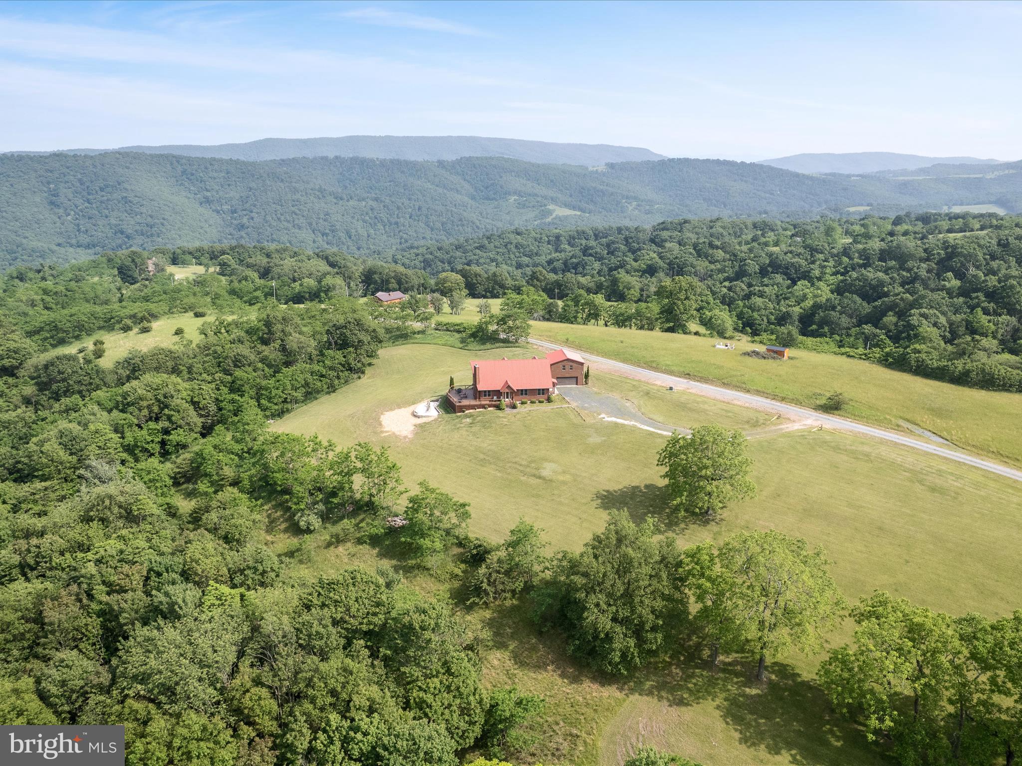 MOUNTAIN MEADOWS - Residential