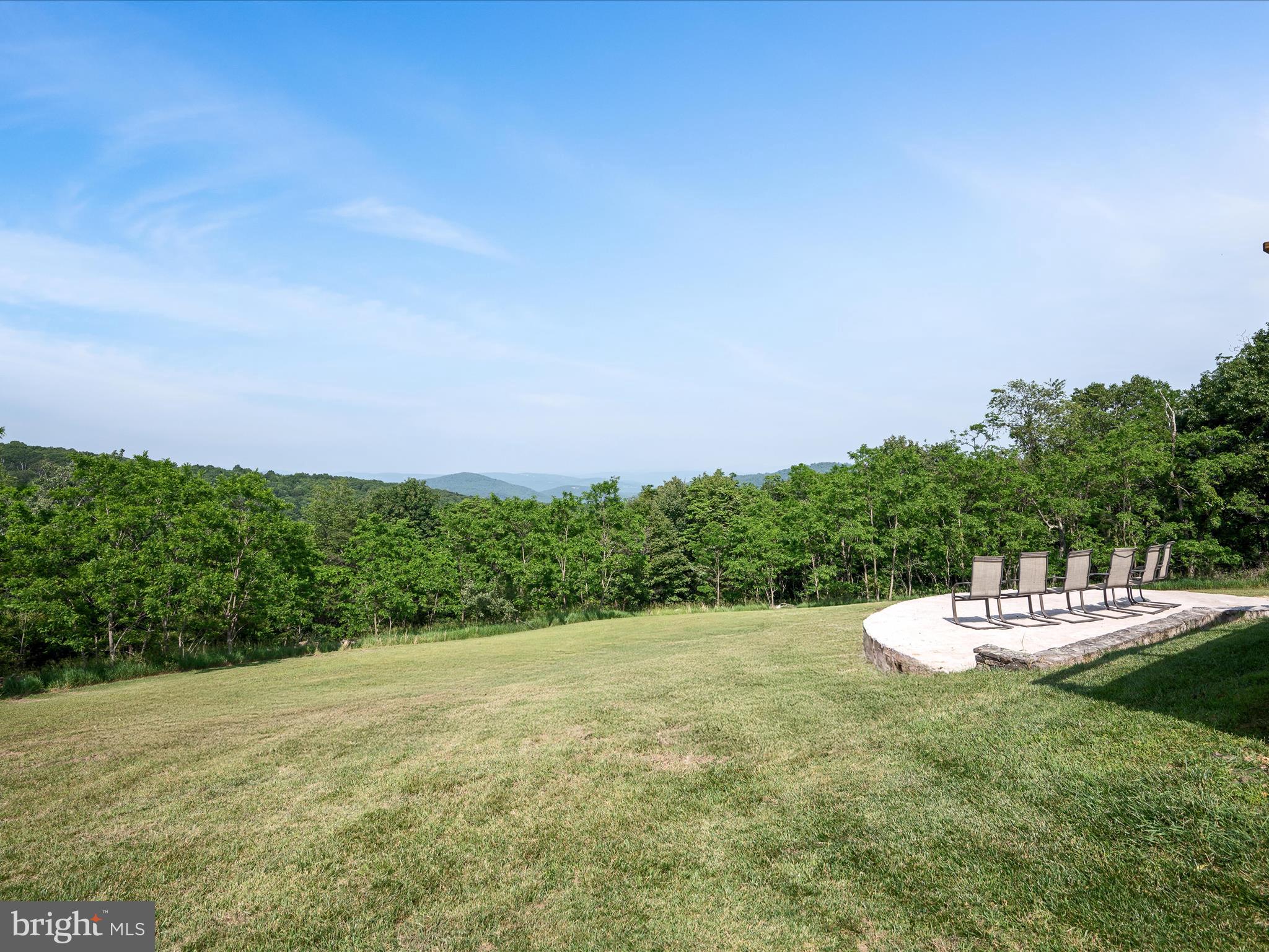 MOUNTAIN MEADOWS - Residential