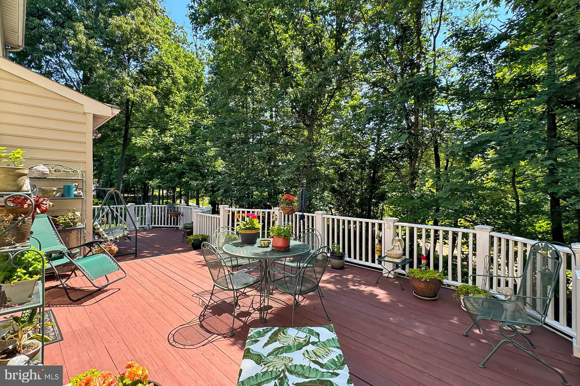 VIRGINIA OAKS - Residential