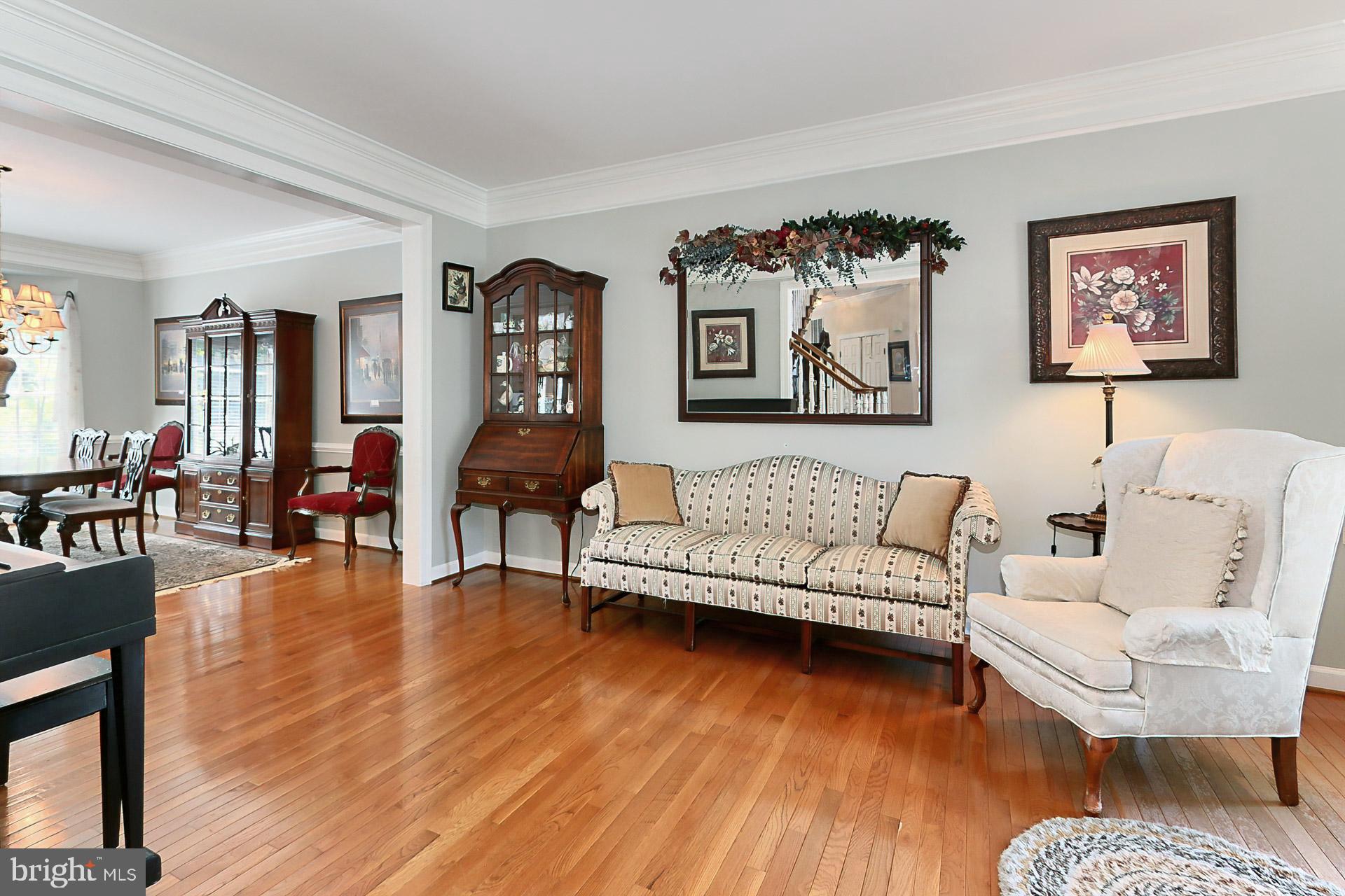 VIRGINIA OAKS - Residential