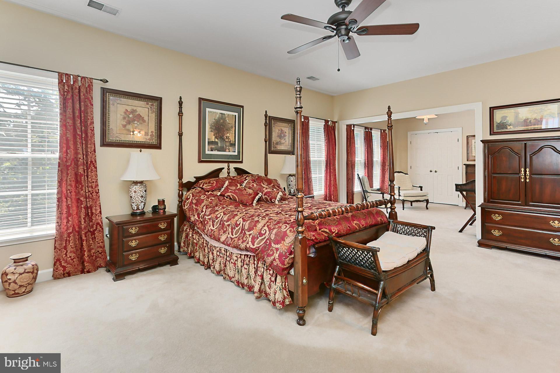 VIRGINIA OAKS - Residential