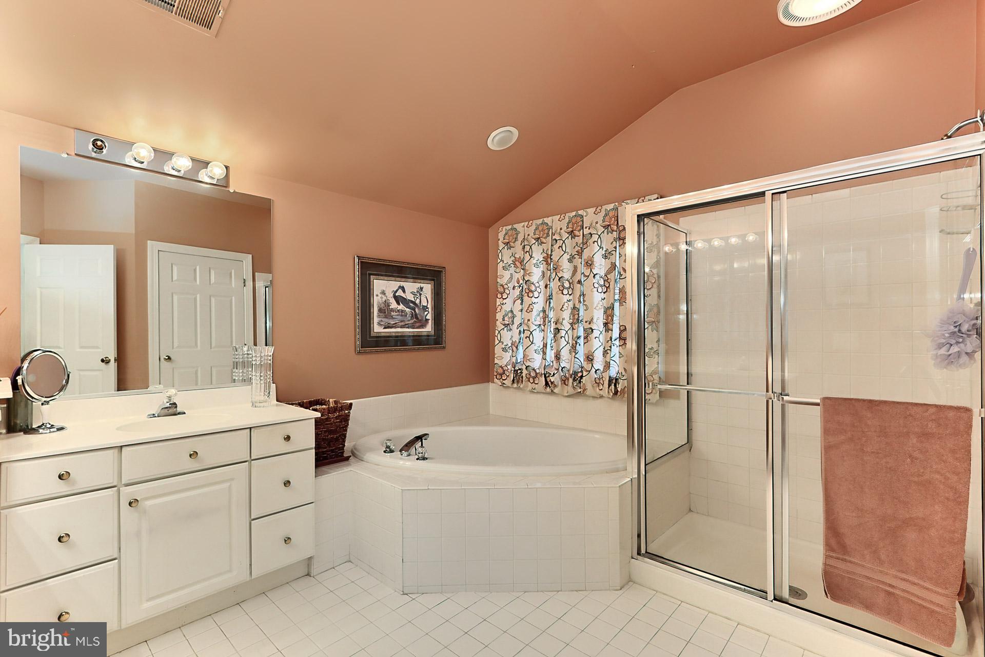 VIRGINIA OAKS - Residential