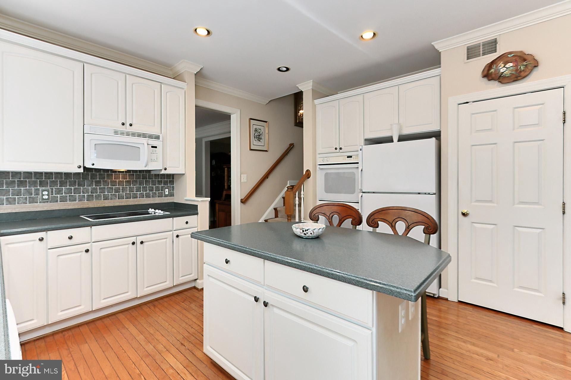 VIRGINIA OAKS - Residential