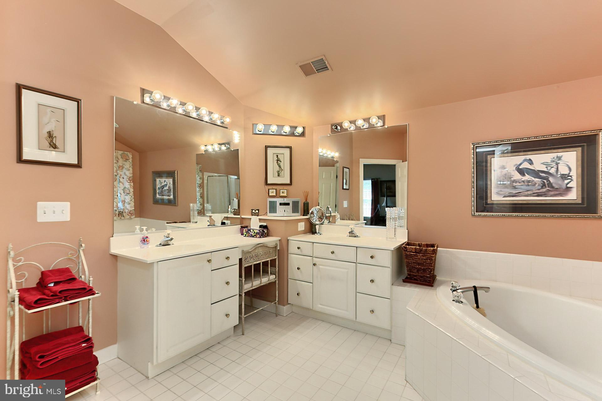 VIRGINIA OAKS - Residential