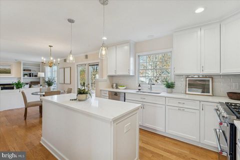 12546 ROCK RIDGE ROAD HERNDON VA 20170