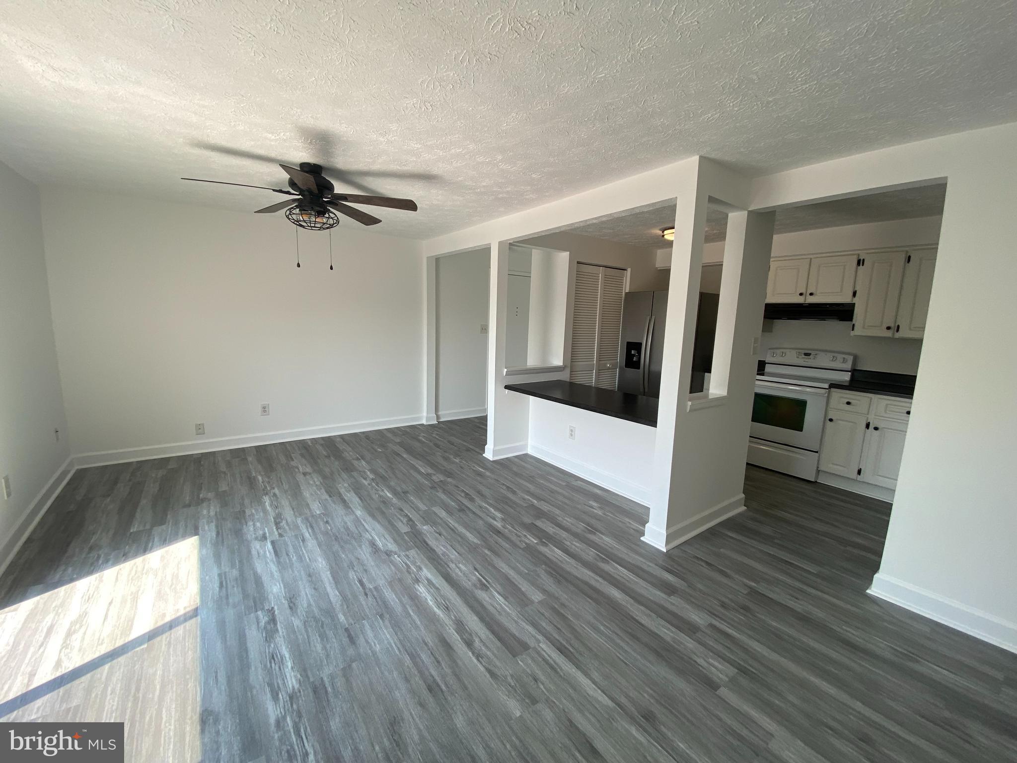 CHESTERFIELD GARDEN CONDOMINIUM - Residential Lease