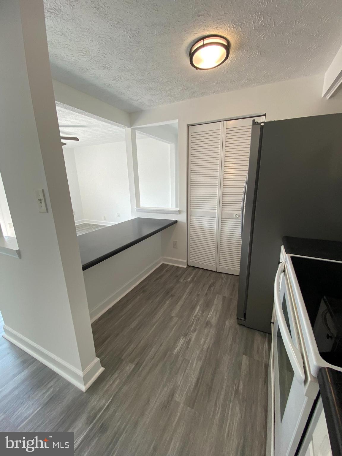 CHESTERFIELD GARDEN CONDOMINIUM - Residential Lease