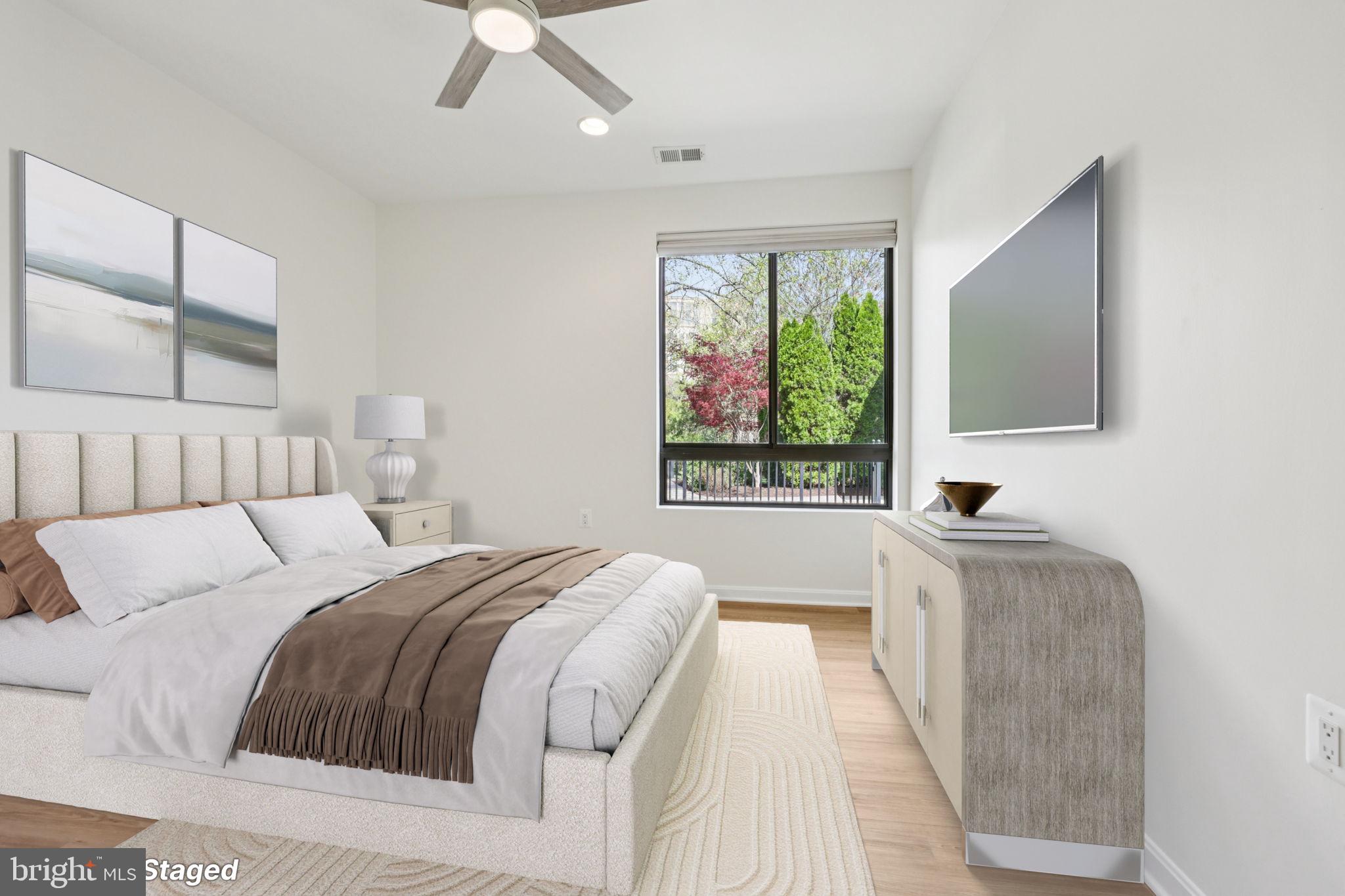 LANSDOWNE WOODS LEISURE WORLD - Residential