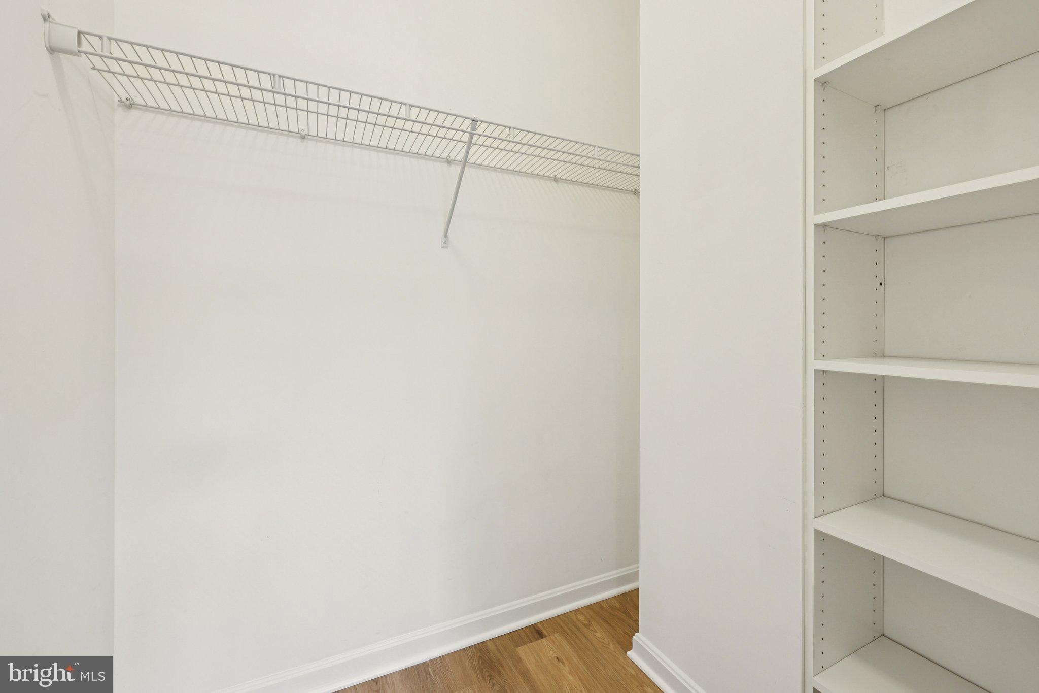 LANSDOWNE WOODS LEISURE WORLD - Residential