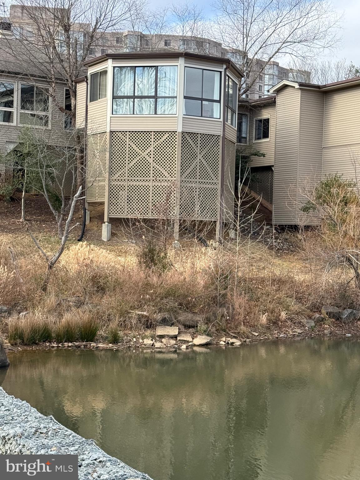 LANSDOWNE WOODS LEISURE WORLD - Residential