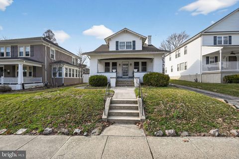 25 EVERGREEN EAGLEVILLE PA 19403