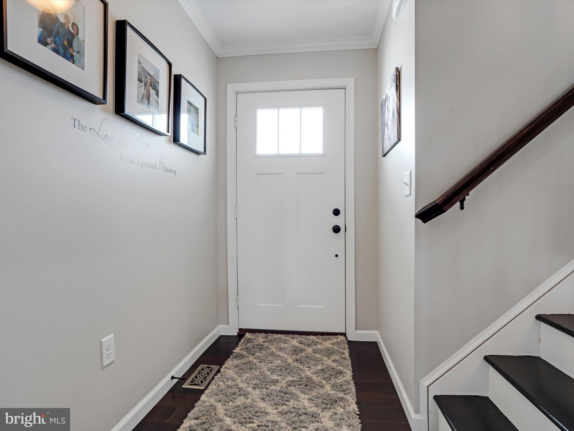 LANDOVER - Residential