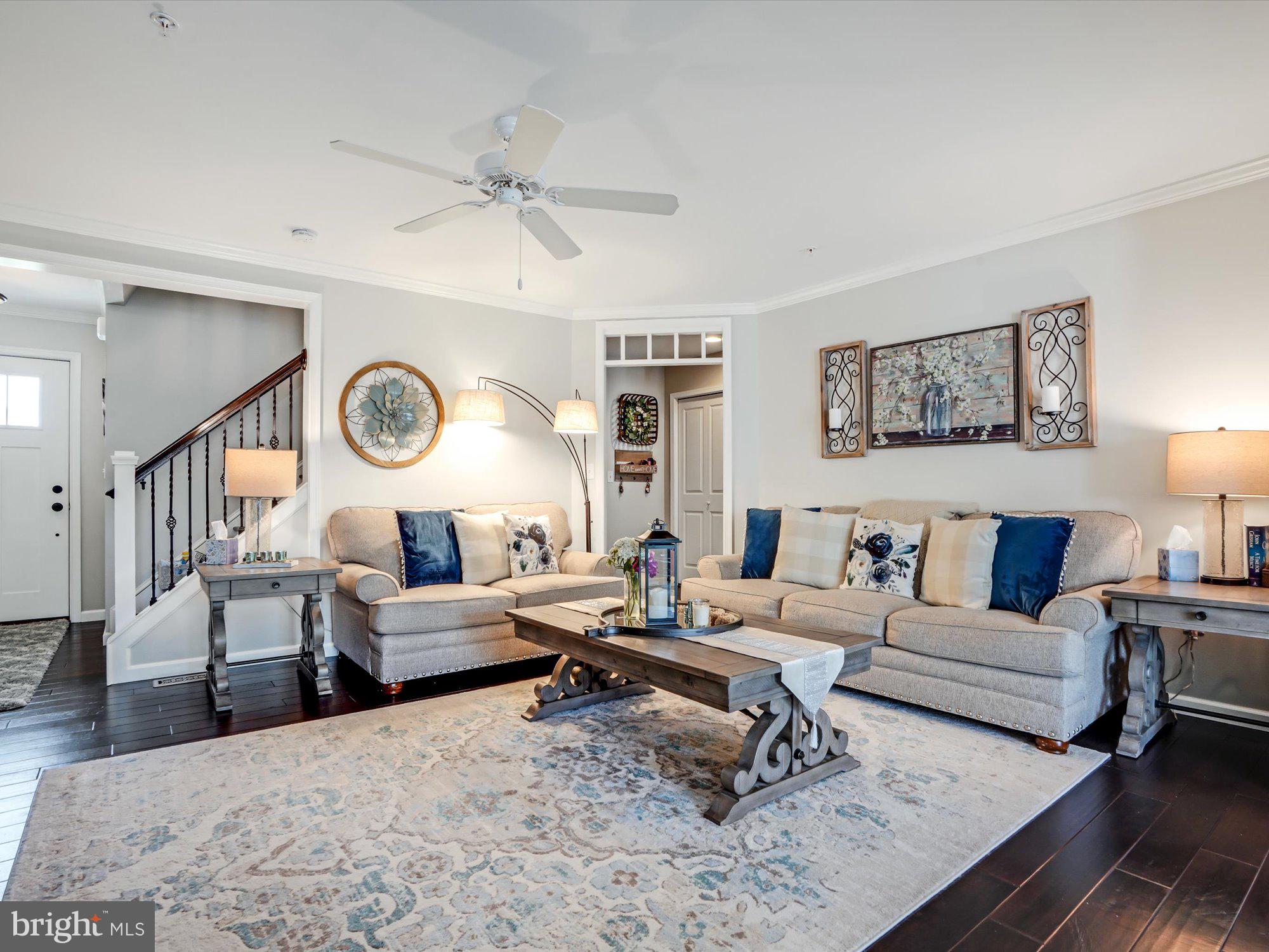 LANDOVER - Residential