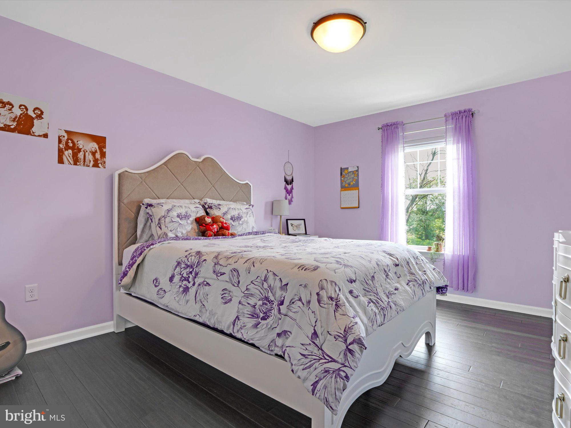 LANDOVER - Residential