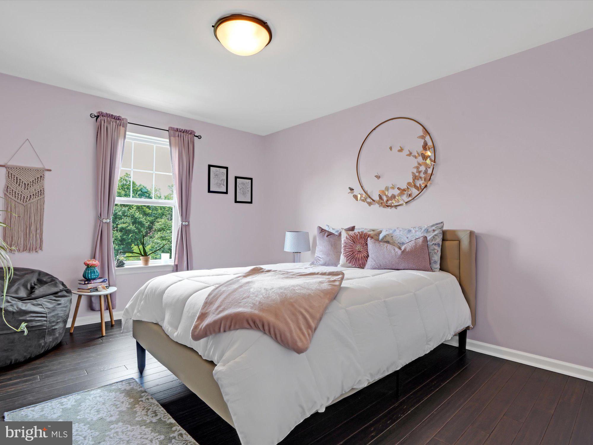 LANDOVER - Residential