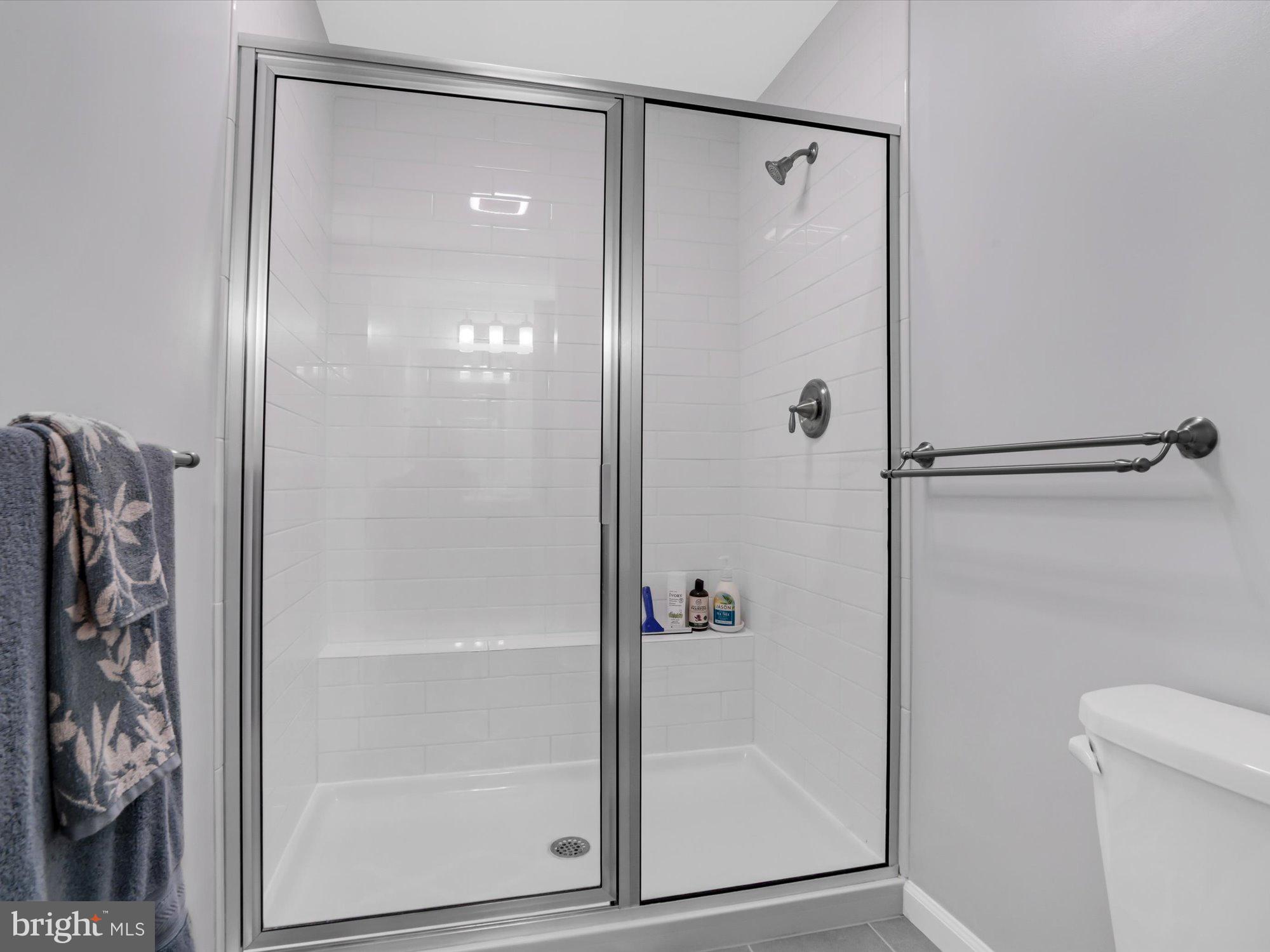 LANDOVER - Residential