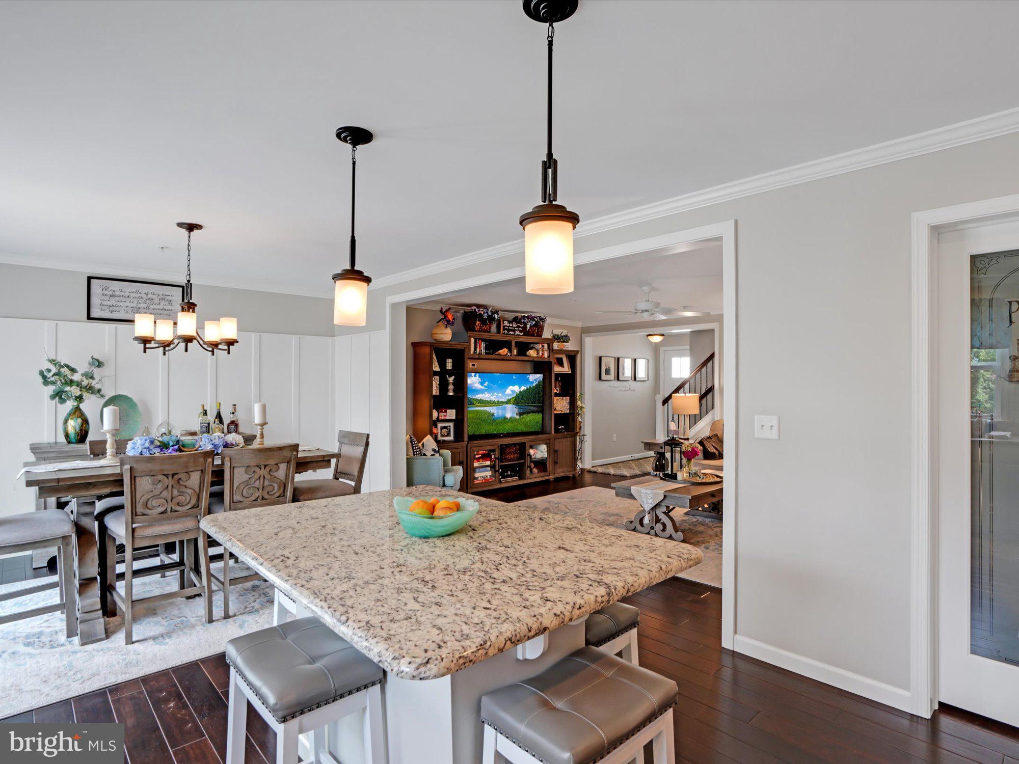 LANDOVER - Residential