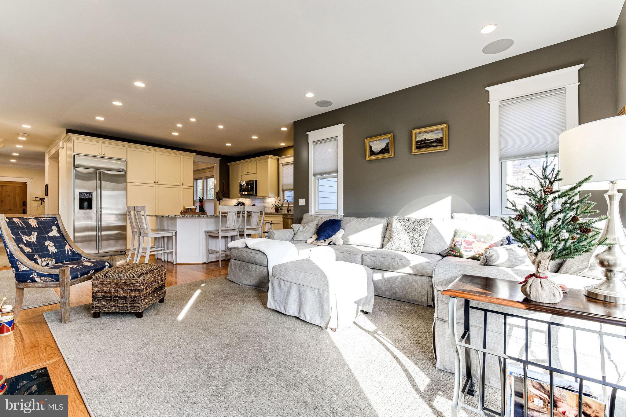 ROSEMONT - Residential