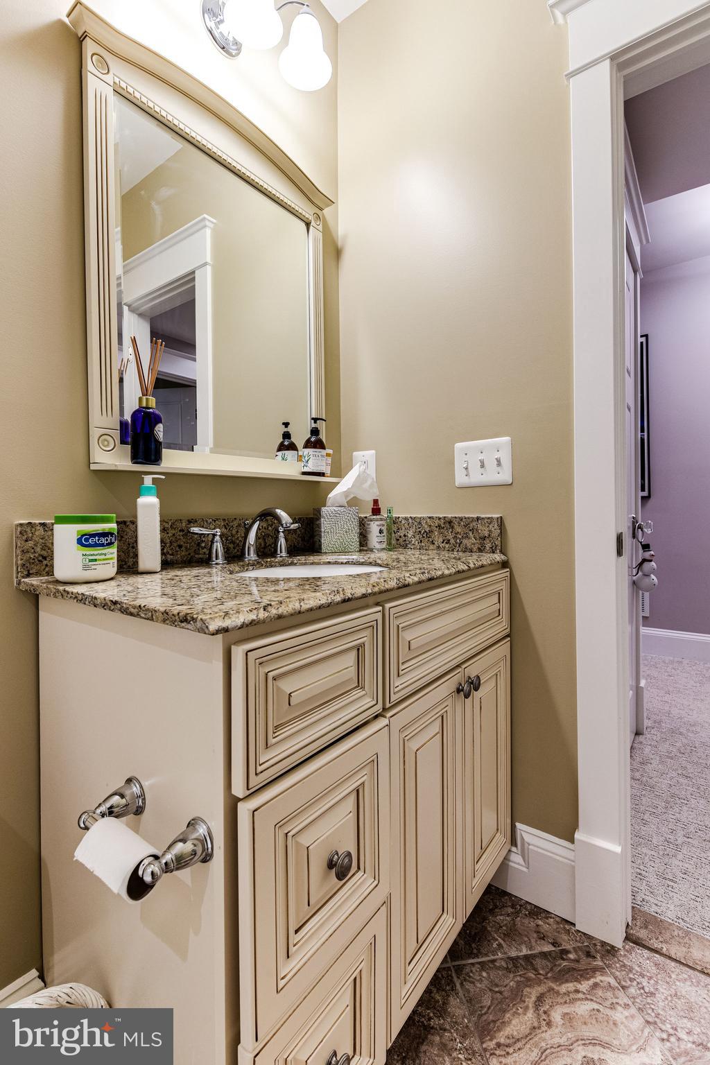 ROSEMONT - Residential