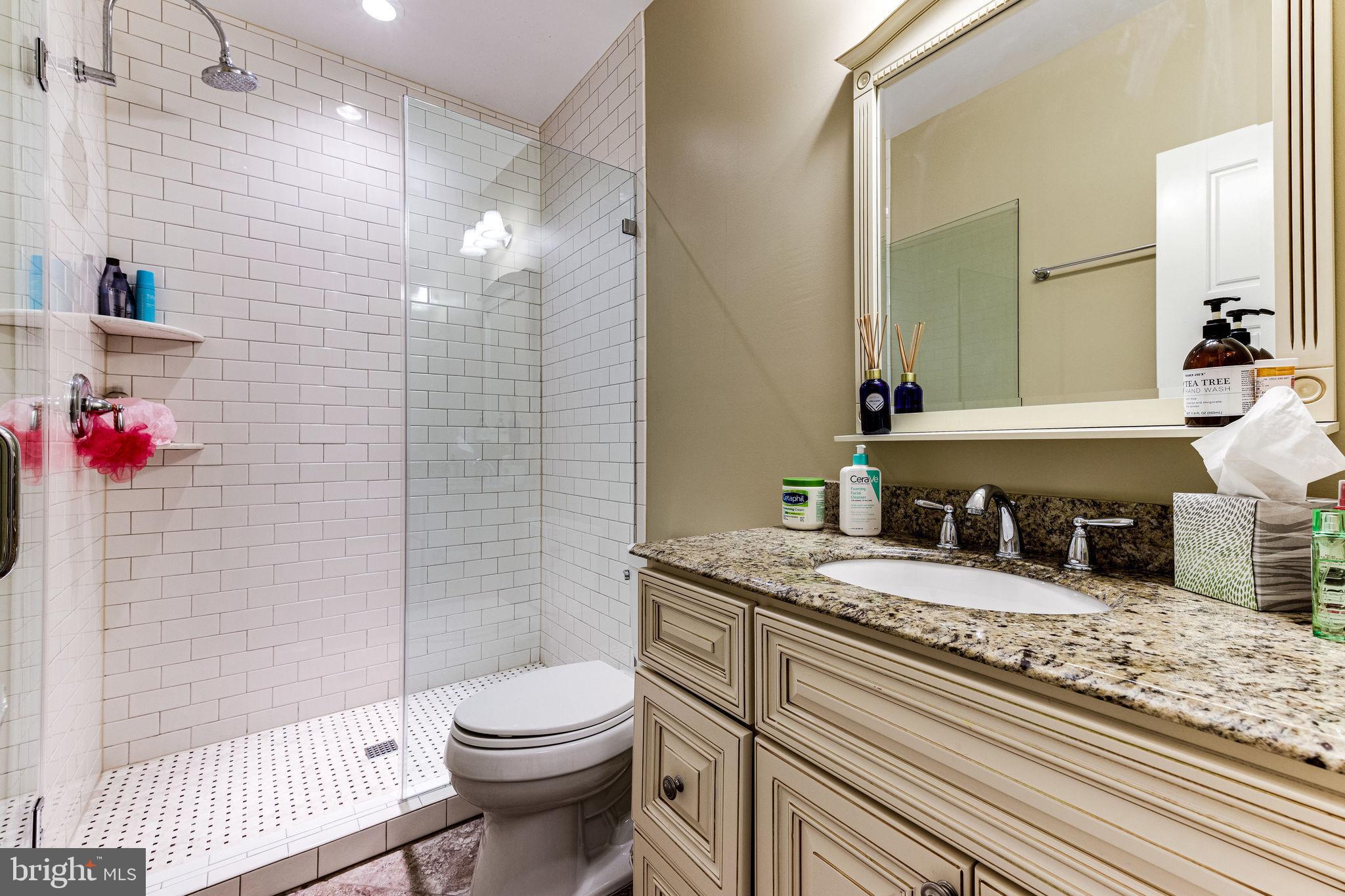 ROSEMONT - Residential