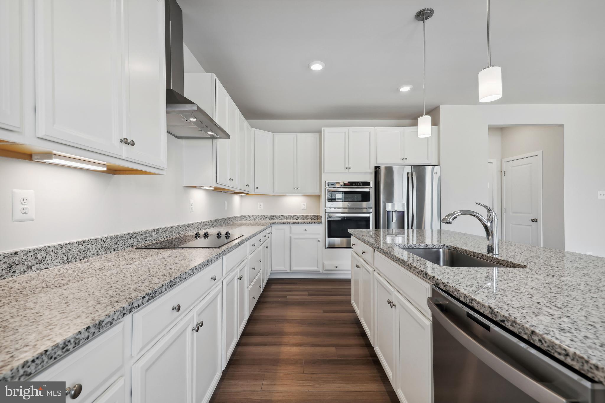 RED CLOVER MEADOWS - Residential