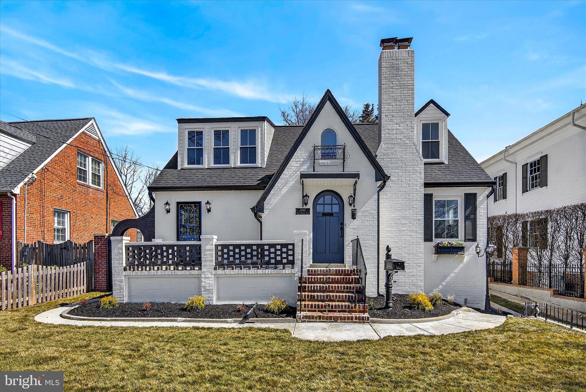 1607 N GLEBE ROAD