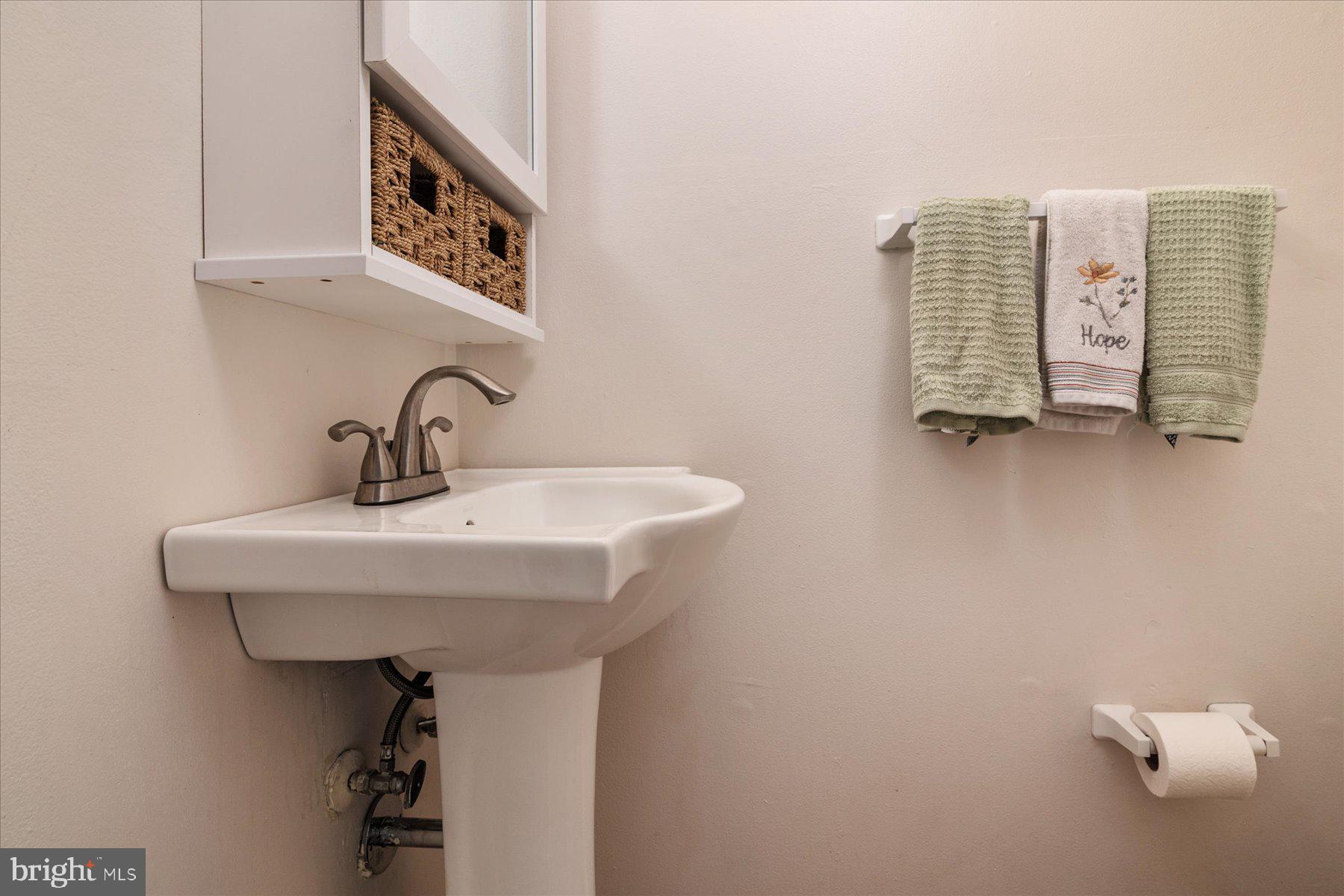 ROCK CREEK ESTATES - Residential