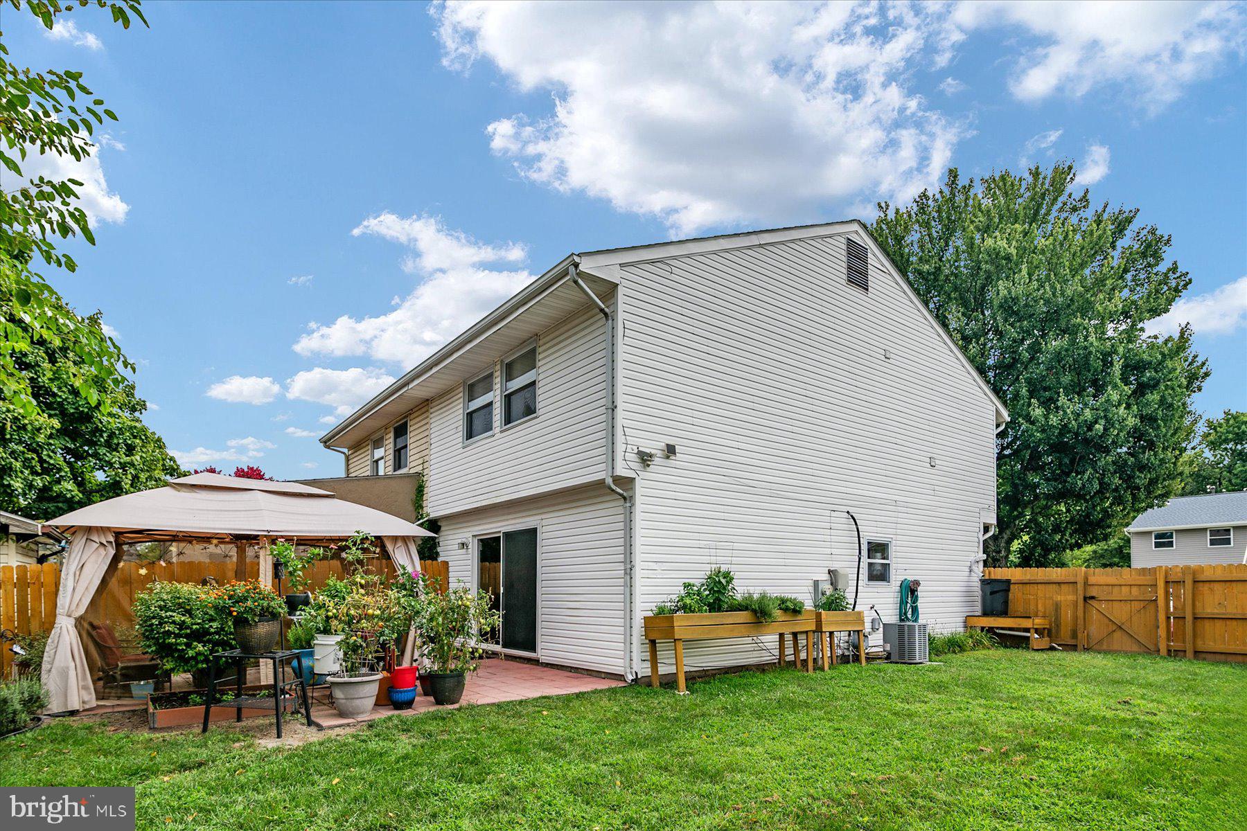 ROCK CREEK ESTATES - Residential