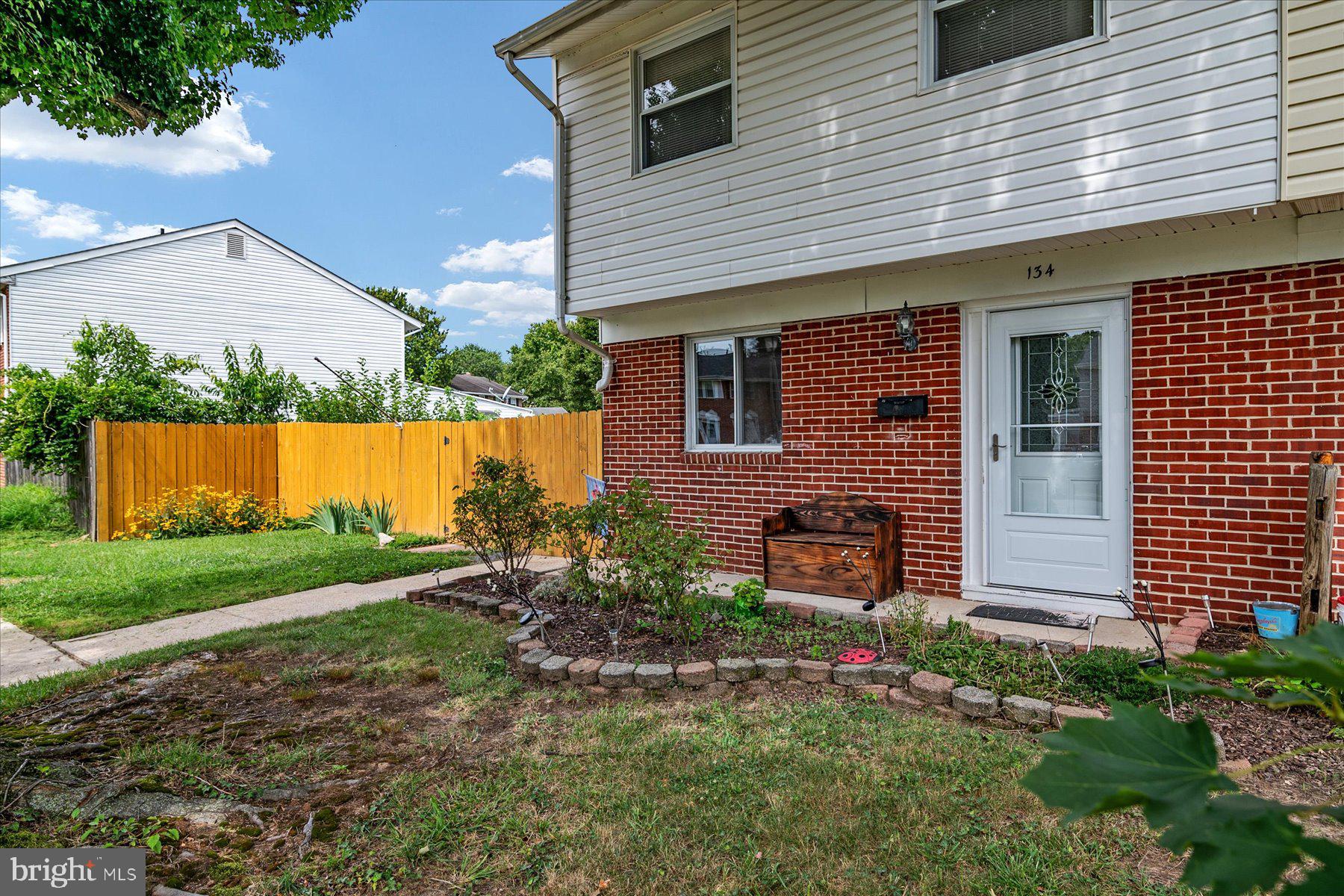 ROCK CREEK ESTATES - Residential