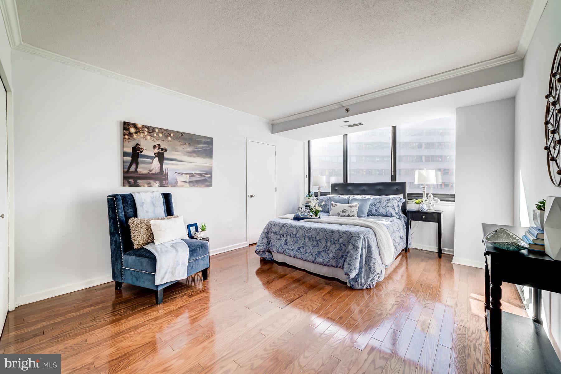 CRYSTAL PARK - Residential