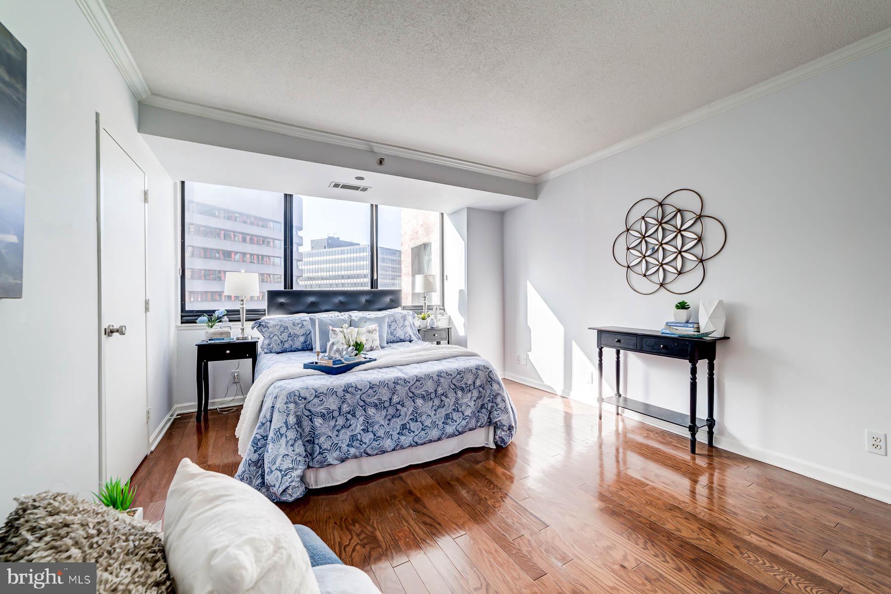 CRYSTAL PARK - Residential