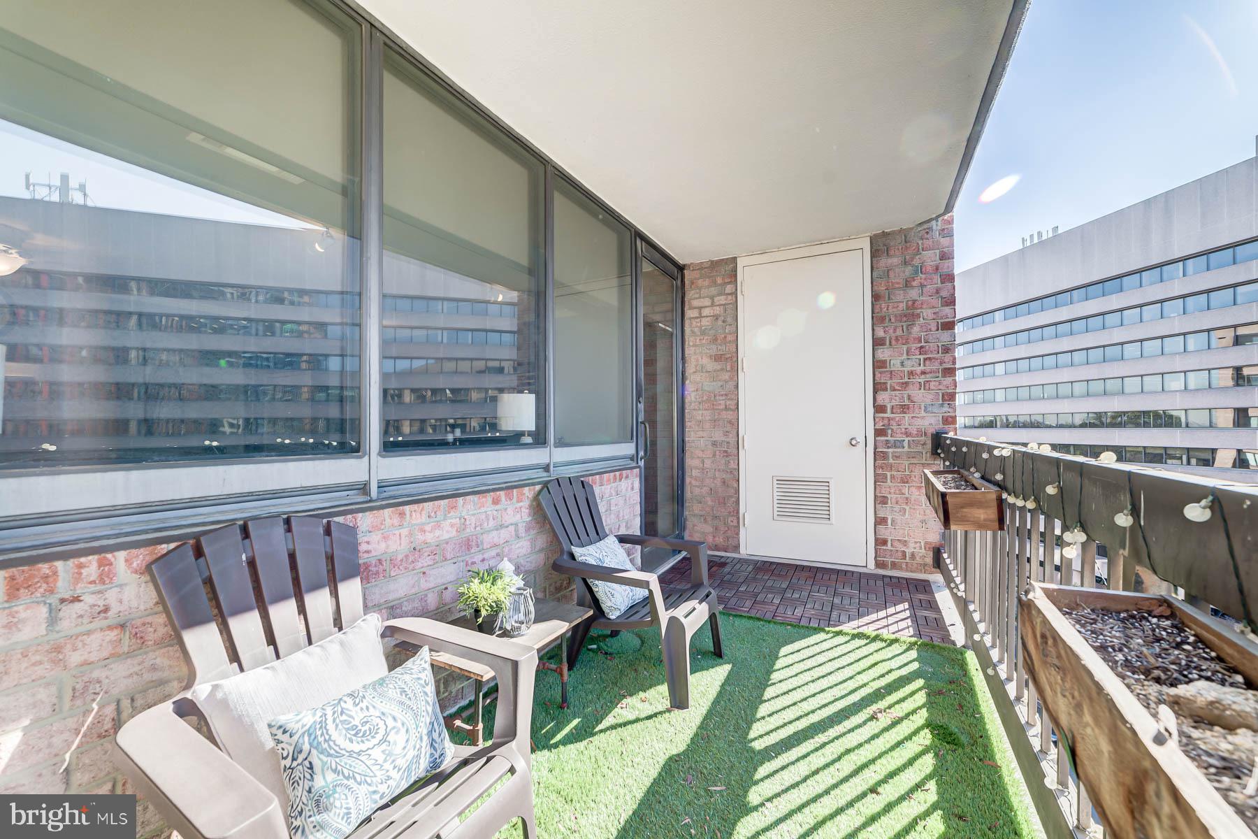 CRYSTAL PARK - Residential